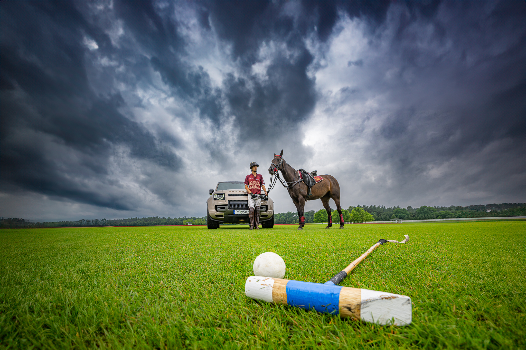 Defender Polo - sport i elegancja
